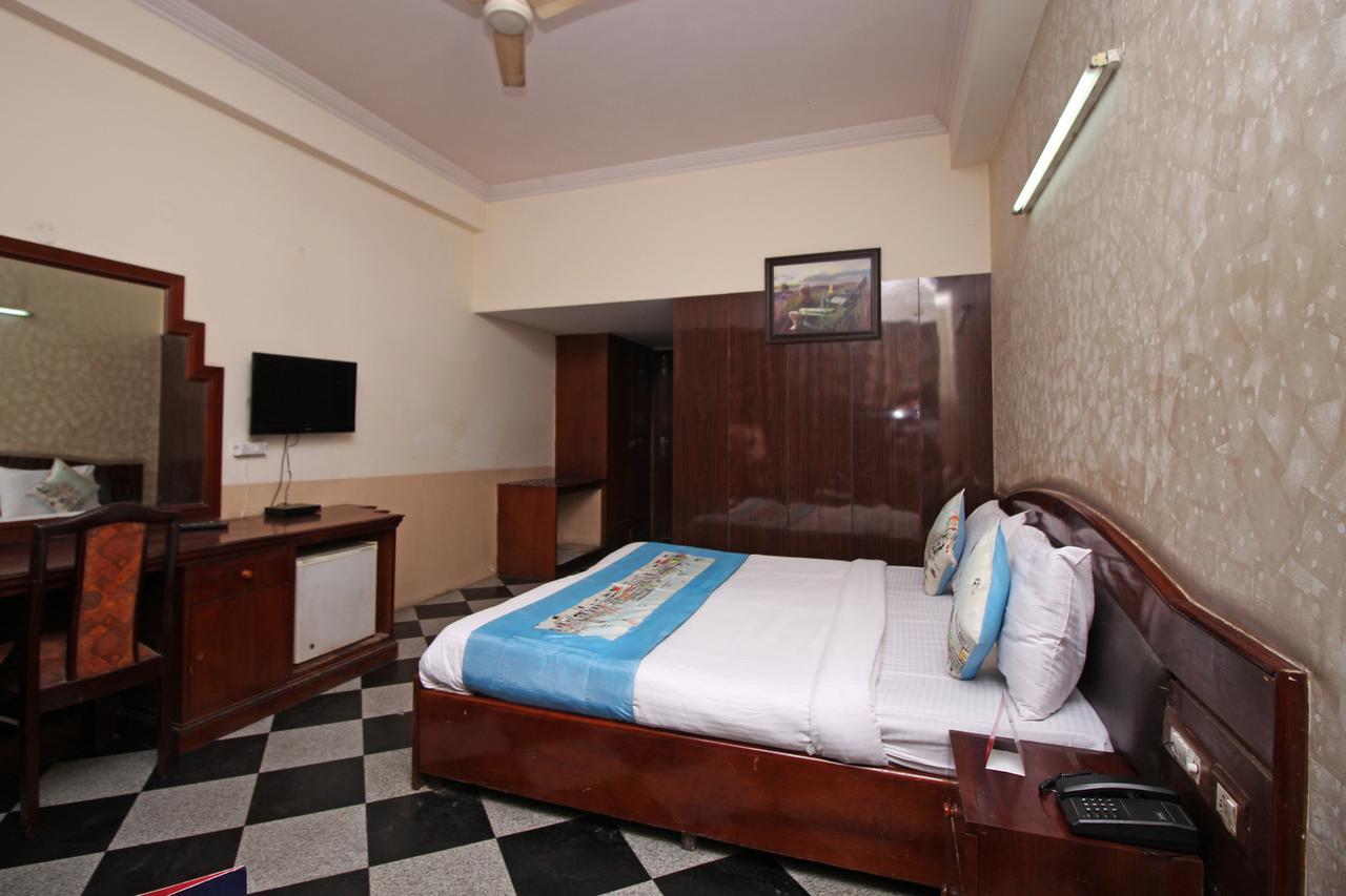 A New Delhi Hotel Orchid Garden Екстериор снимка
