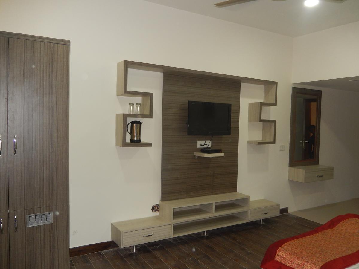A New Delhi Hotel Orchid Garden Екстериор снимка
