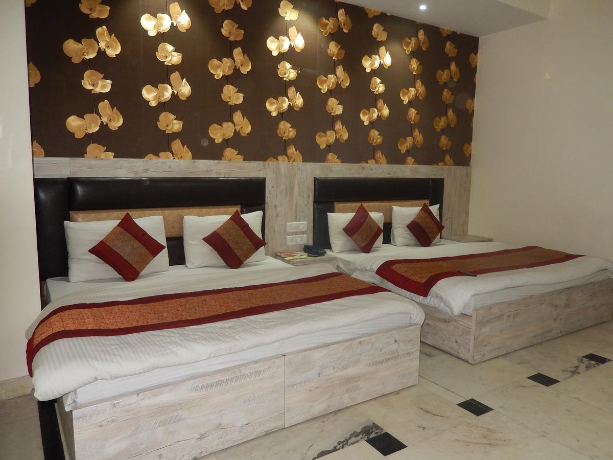 A New Delhi Hotel Orchid Garden Екстериор снимка